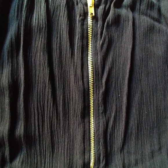 NWT Xhilaration Embroidered Floral Romper - Picture 4 of 6